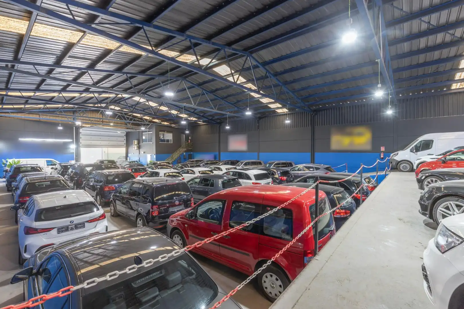 Nave industrielle à vendre à Cármenes - Ríos