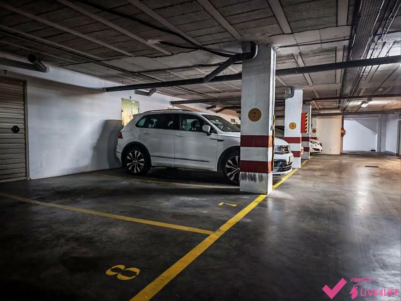 Parkplatz von Maisonette zur Miete in Sevilla mit Klimaanlage, Terrasse und Möbliert