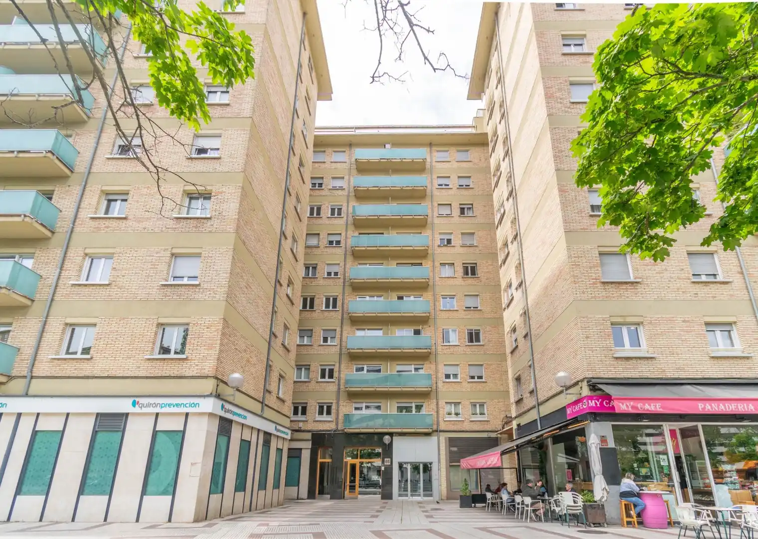Vista exterior de Piso en venta en  Pamplona / Iruña con Calefacción, Amueblado y Balcón