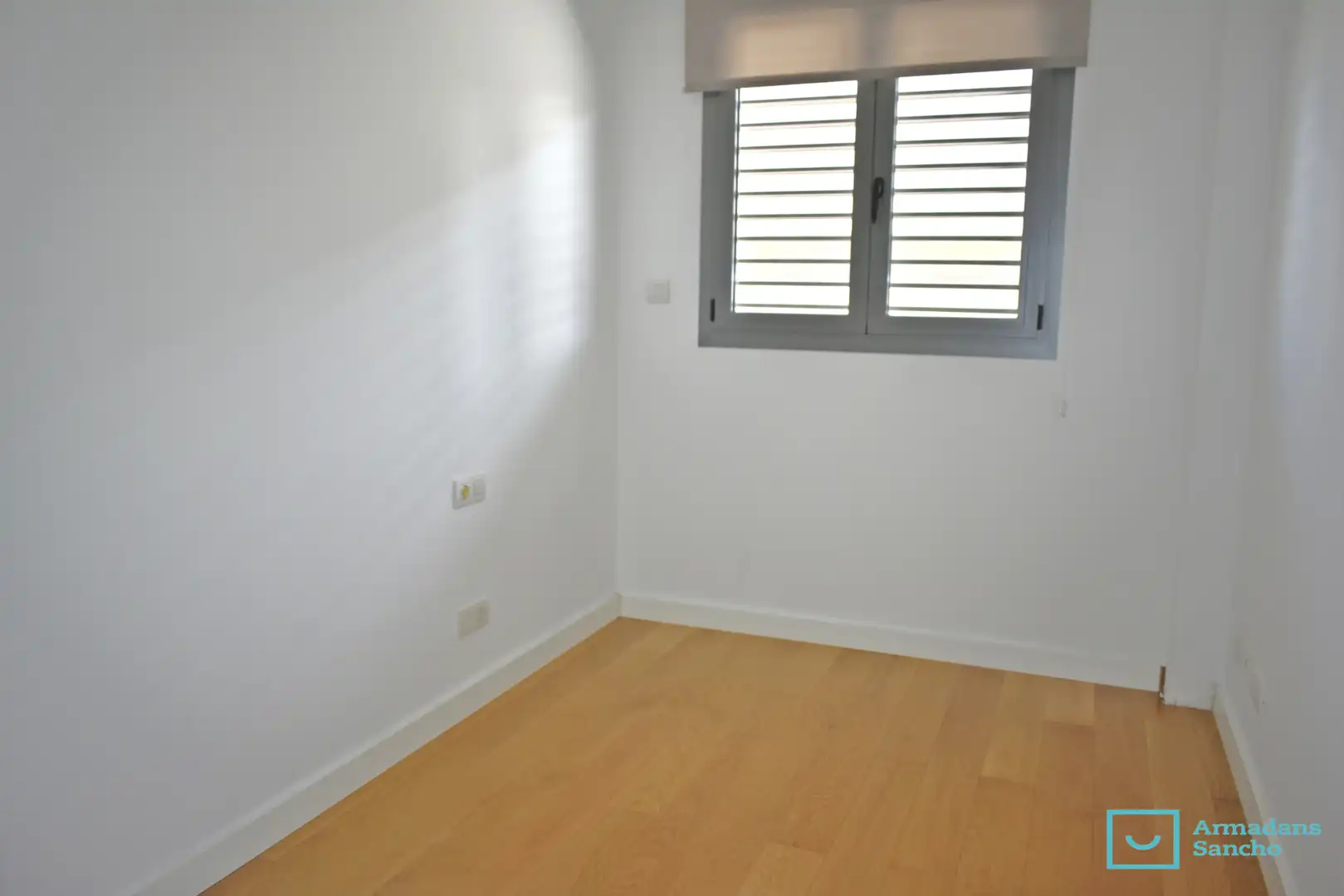 Bedroom of Duplexes for rent in Tiana  with Air Conditioner, Parquet flooring and Terrace