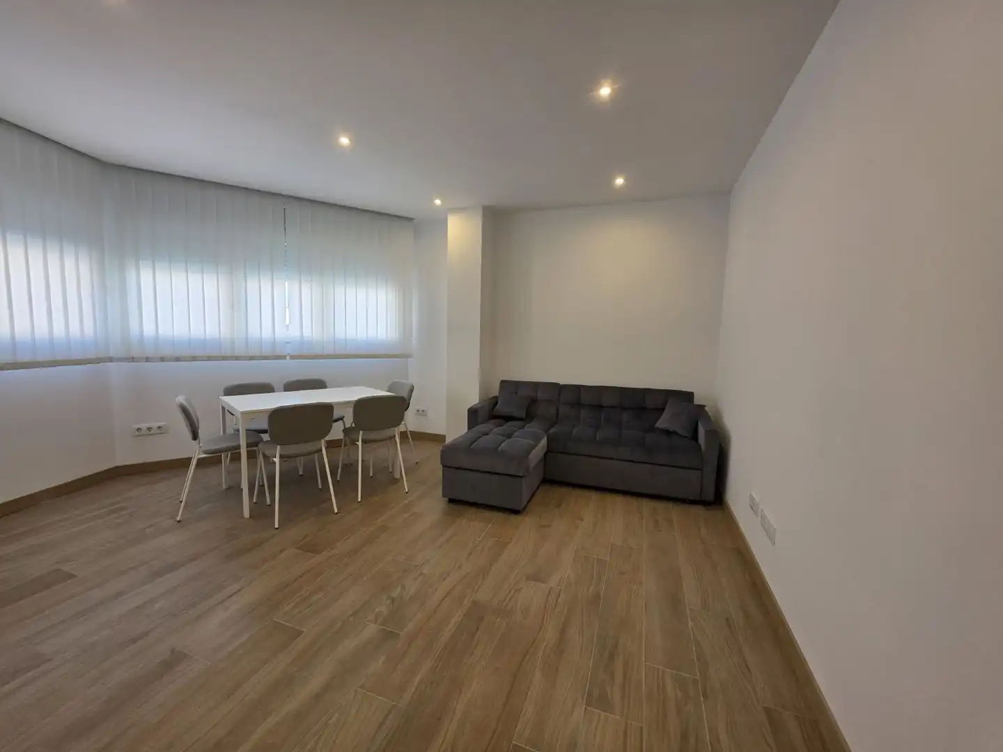 Living room of Flat for rent in A Coruña Capital   with Furnished