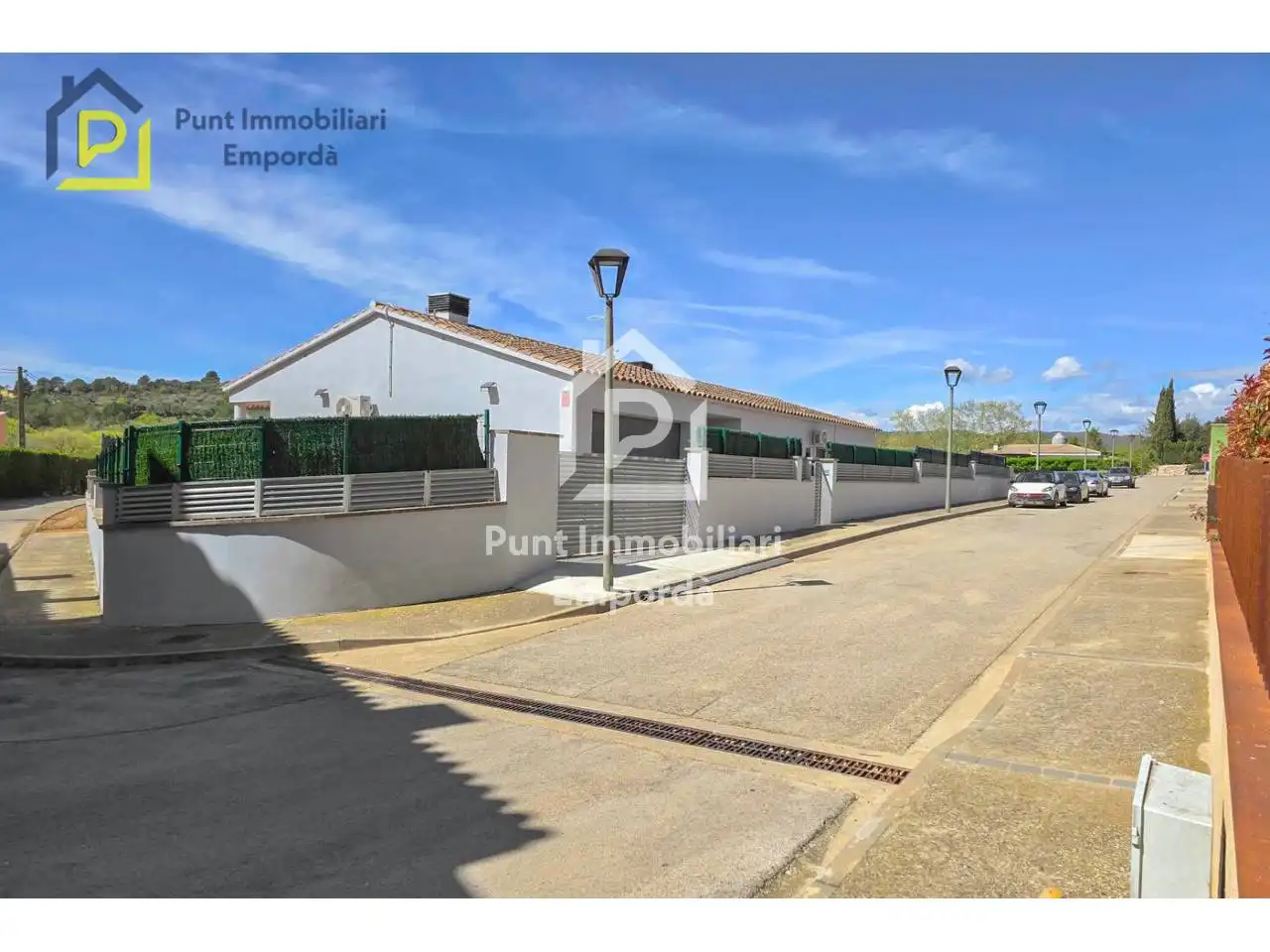 Vista exterior de Casa o xalet en venda en Cistella amb Aire condicionat, Calefacció i Jardí privat