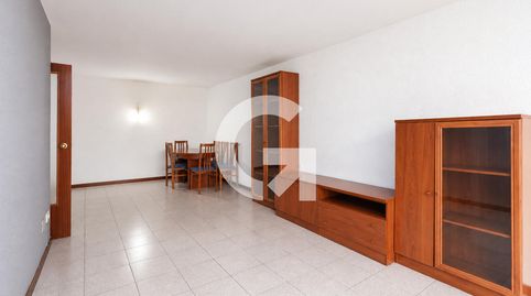 Foto 4 de Pis en venda a Cl Monturiol, Centre, Rubí