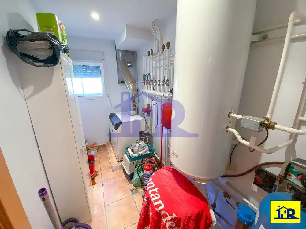 Houses for sale in Arcas del Villar  with Terrace, Storage room and Swimming Pool