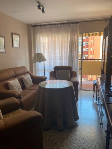 Piso en Venta en Avenida de los Guindos, 29 en Los Guindos - Parque Mediterráneo - Santa Paula