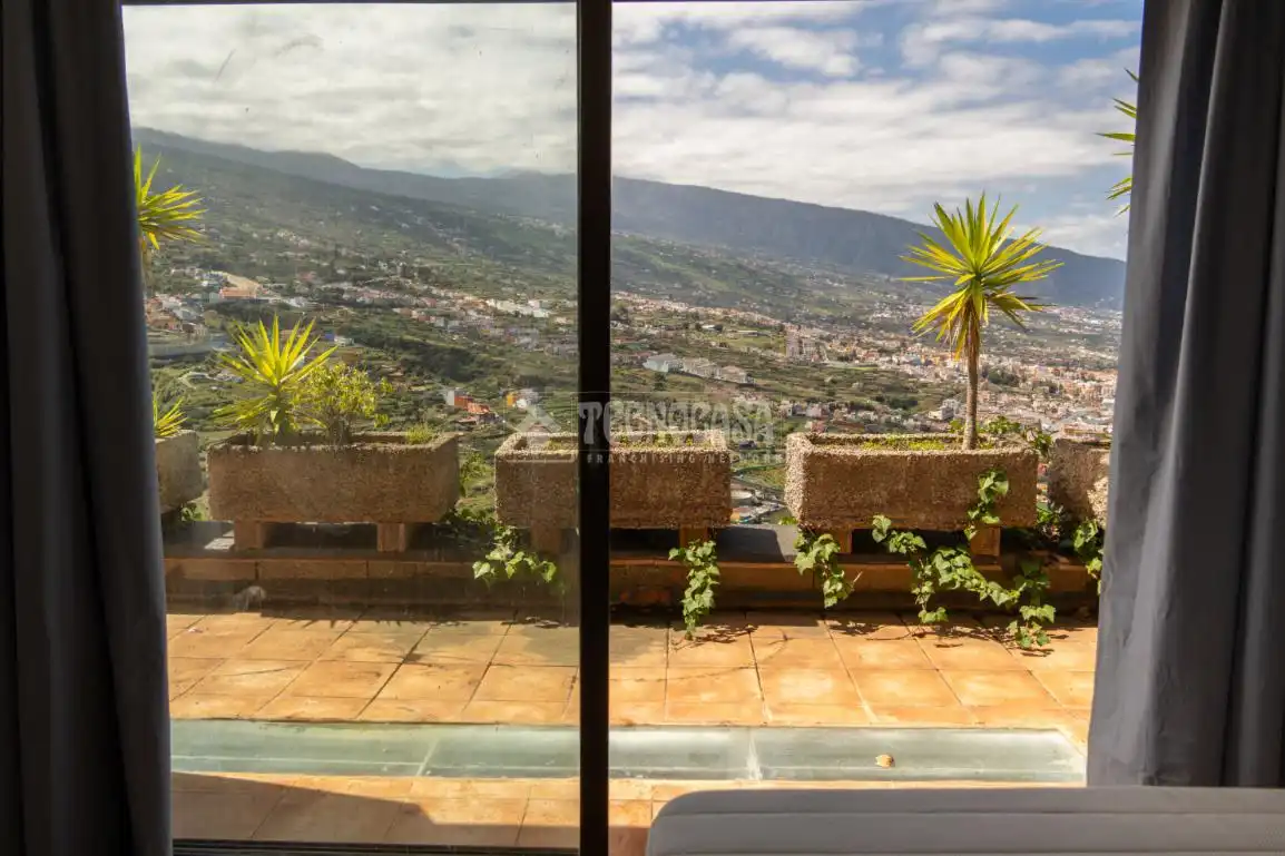 Vista exterior de Finca rústica en venta en La Orotava con Parquet