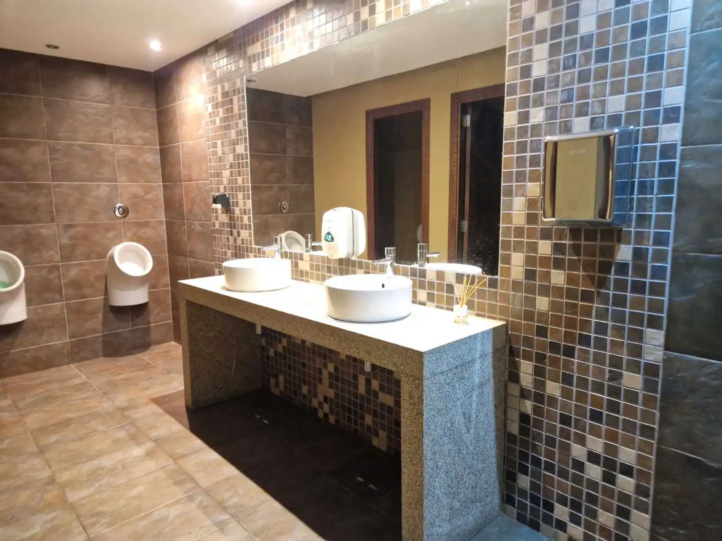 Badezimmer von Gebäude zum Verkauf in Brión