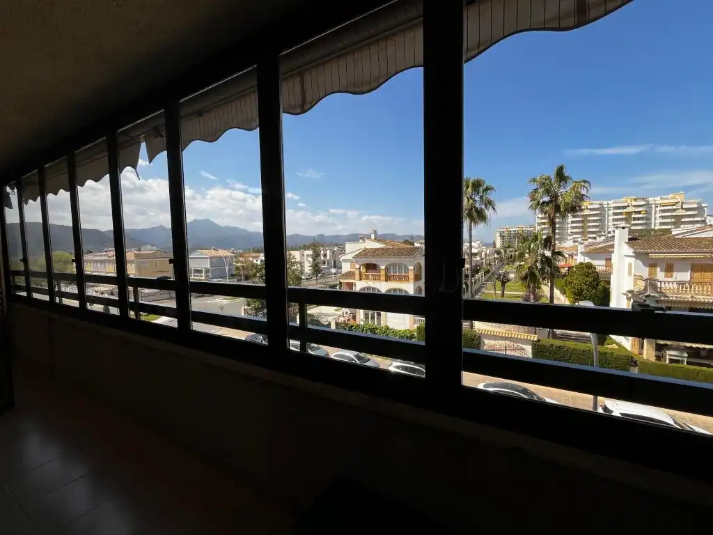 Vista exterior de Piso en venta en Gandia