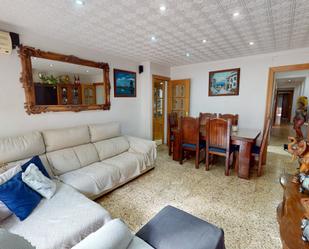 Living room of Flat for sale in Elche / Elx  with Air Conditioner, Terrace and Furnished