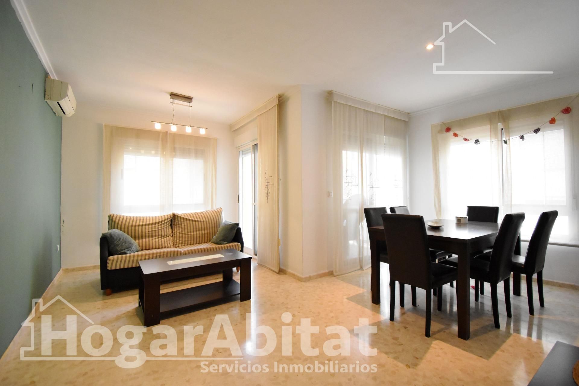 Living room of Flat for sale in Dénia  with Air Conditioner, Terrace and Storage room