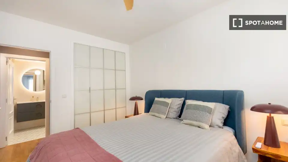Habitación de Piso de alquiler en Valencia con Aire acondicionado, Calefacción y Amueblado