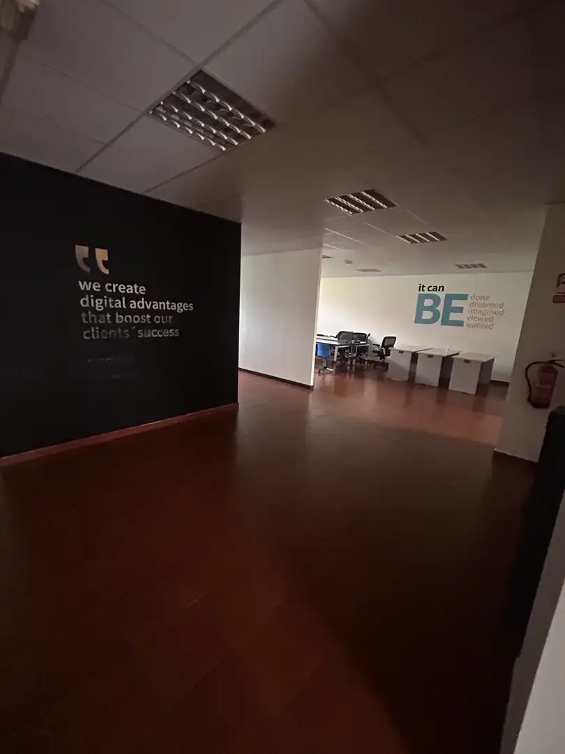 Oficina amb ascensor de lloguer a Calle Purita de la Riva, imagen 12