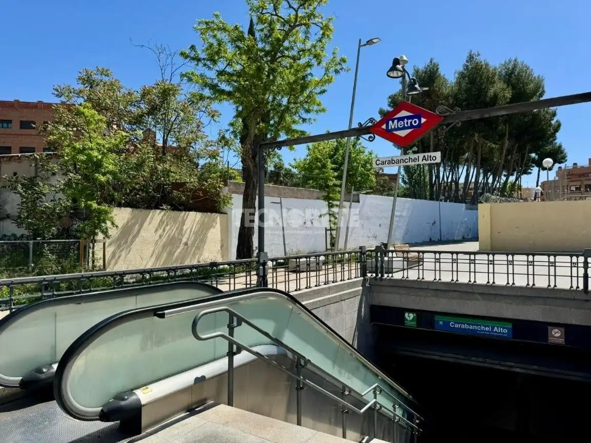 Vista exterior de Piso en venta en Madrid
