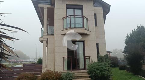 Foto 2 de Casa adosada en venda a San Cibrao das Viñas, Ourense