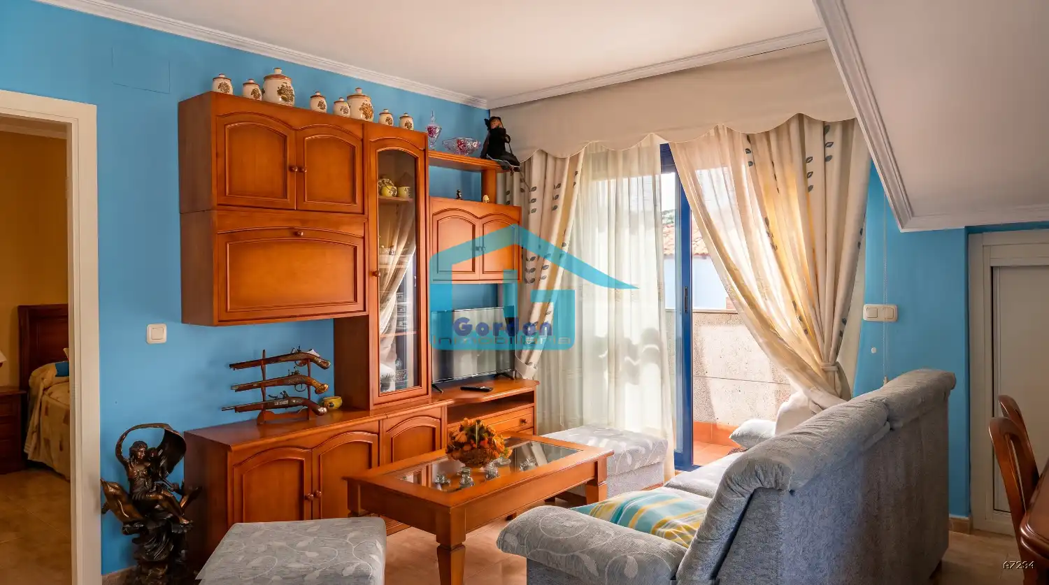 Living room of Attic for rent in Sanxenxo  with Terrace and Furnished