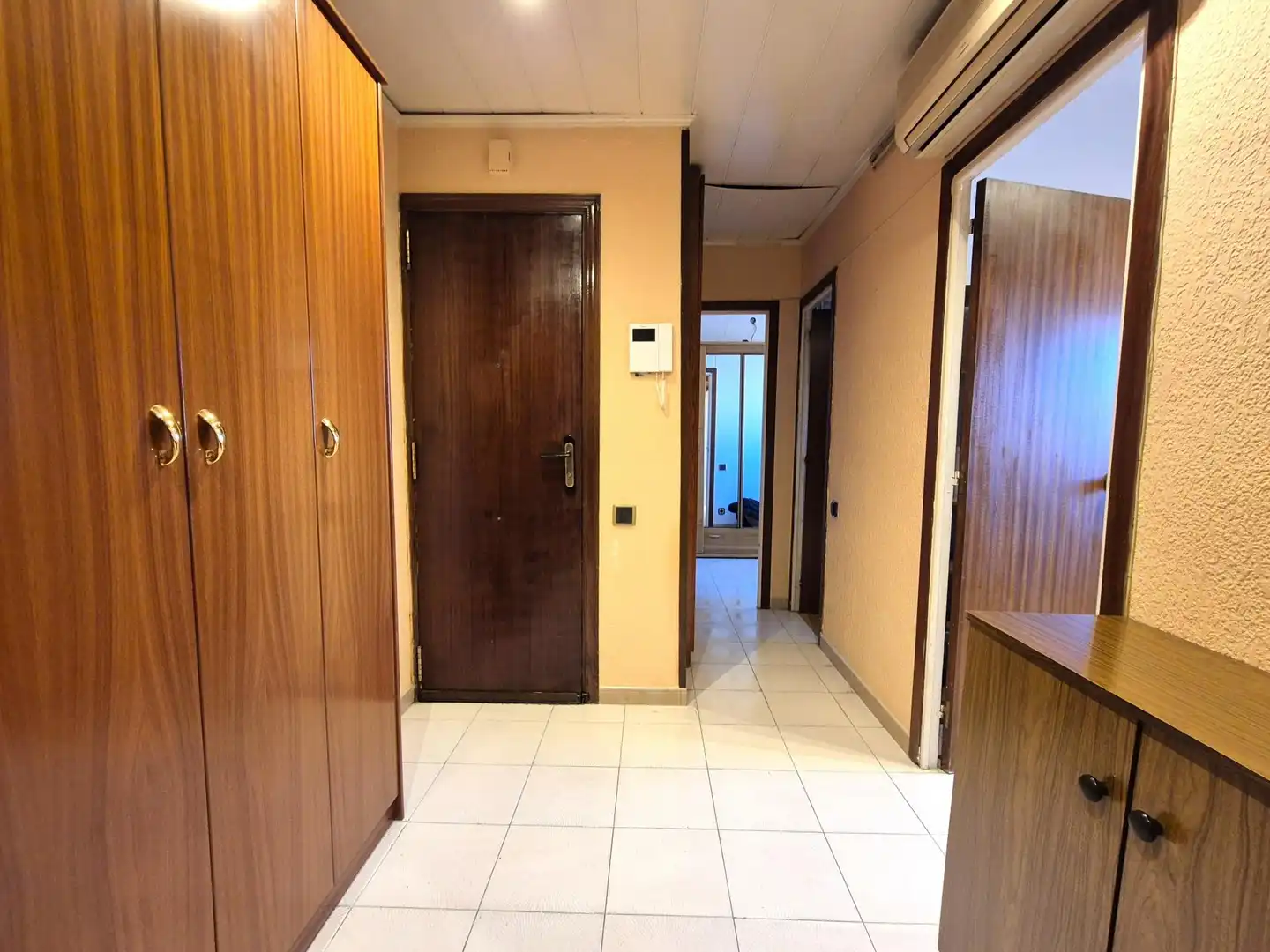 Piso en venta en Barcelona con Balcón