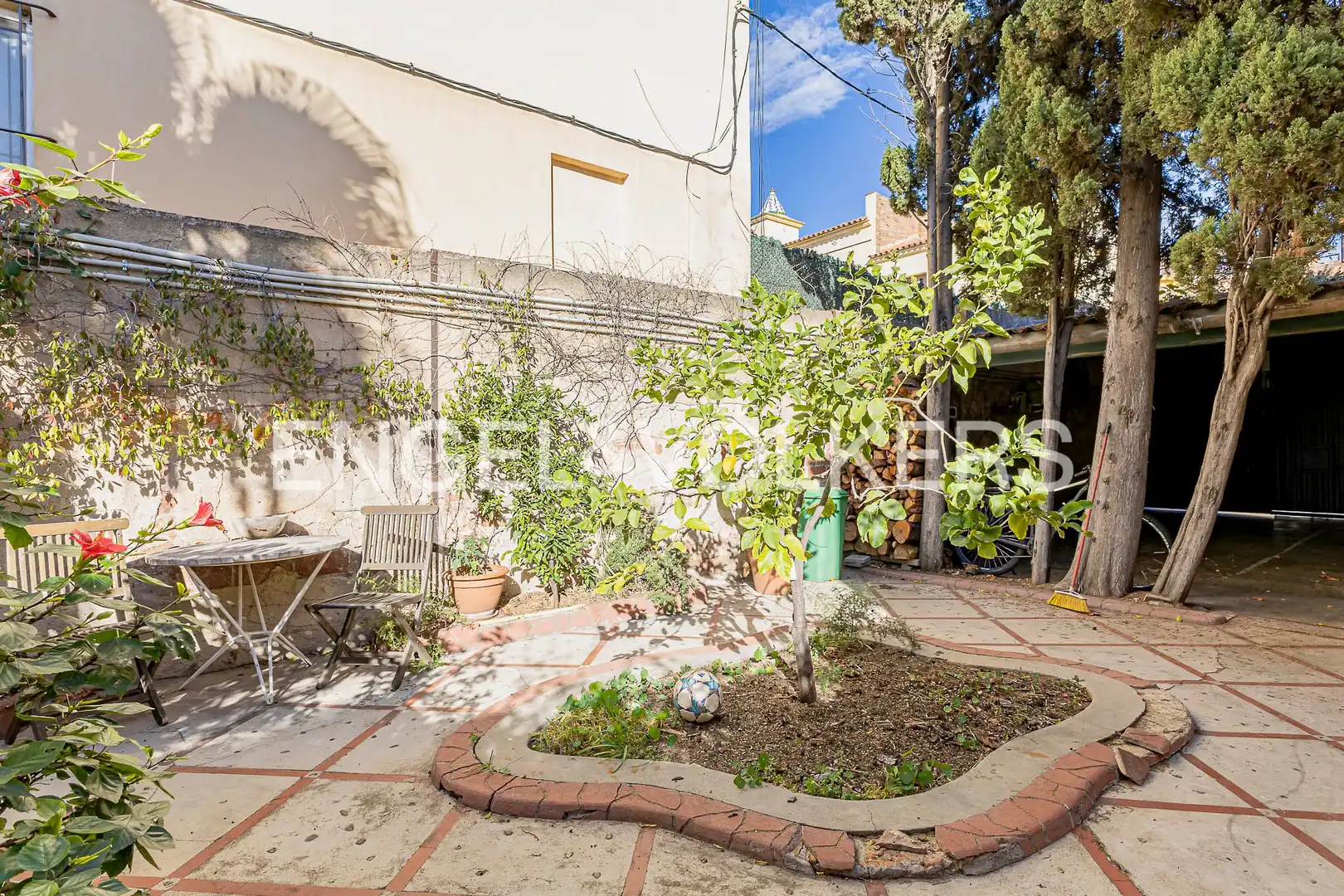 Terrace of Duplexes for sale in Barcelona  with Air Conditioner, Heating and Private garden