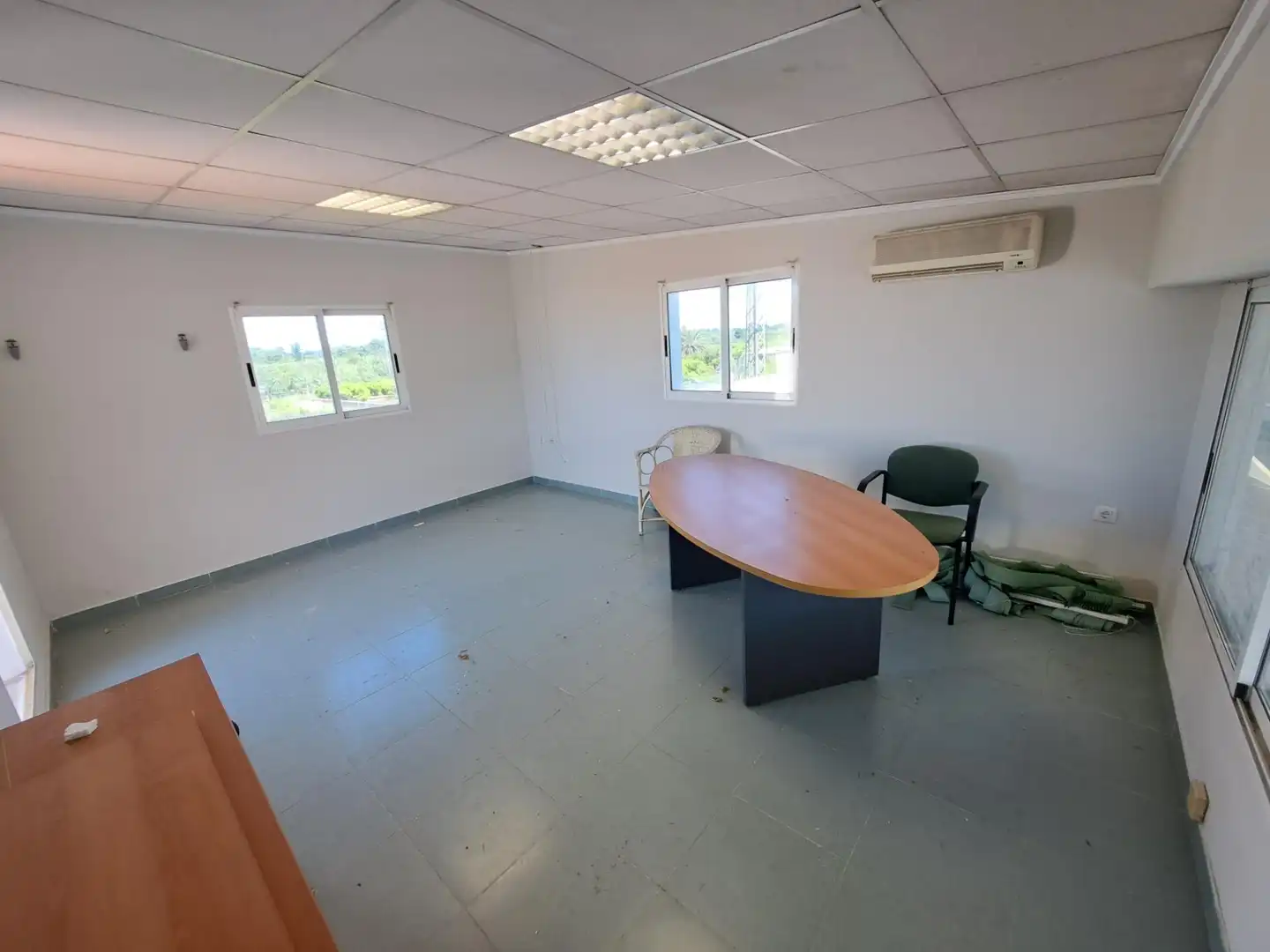 Oficina de alquiler en Carcaixent