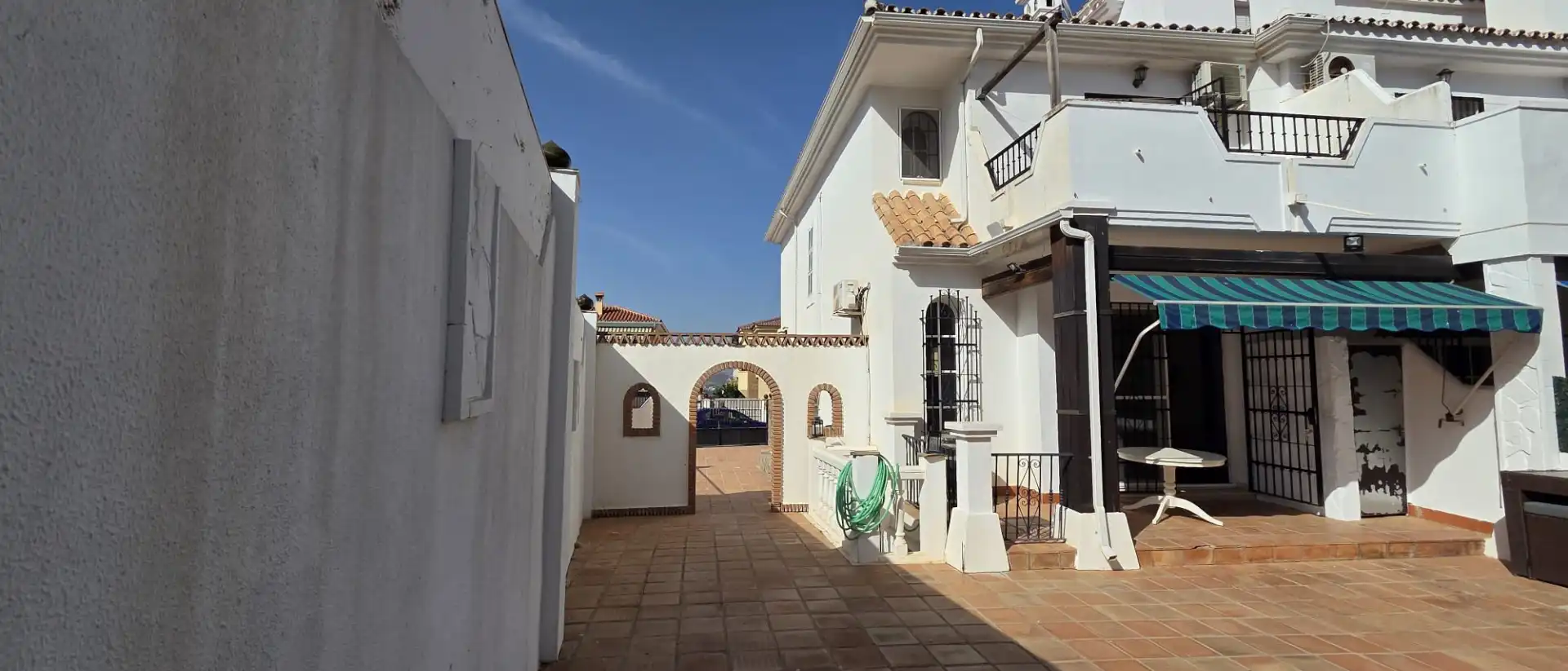 Maison jumelée avec piscine à vendre à Capellanía - Retamar