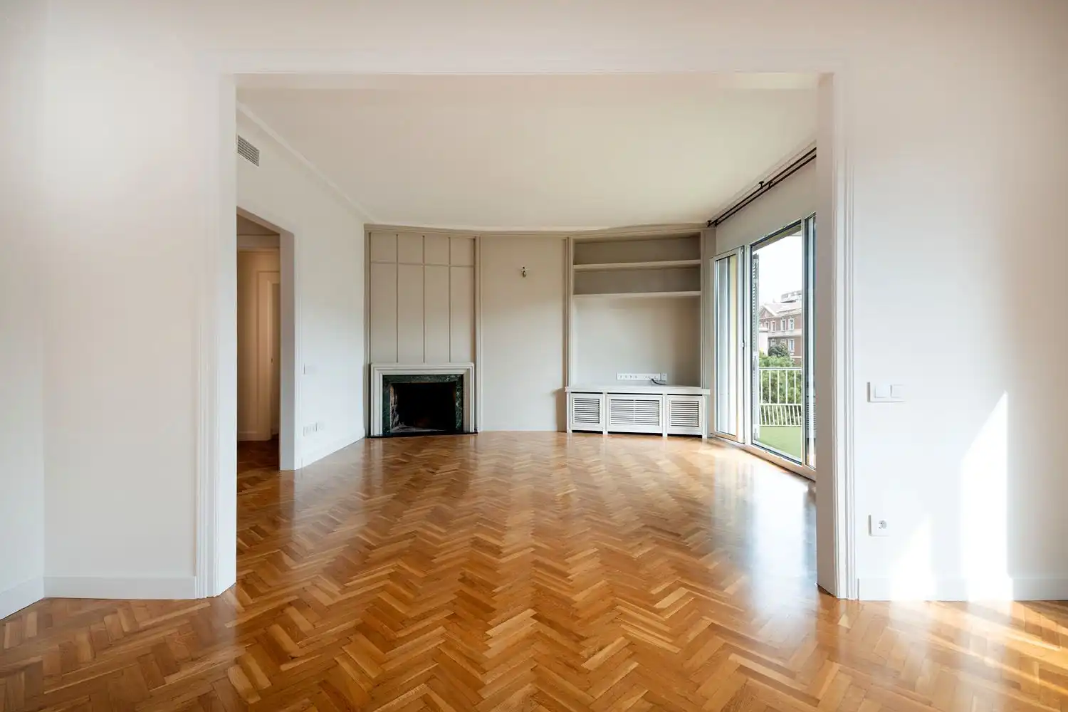 Sala d'estar de Pis de lloguer en Barcelona amb Aire condicionat, Calefacció i Parquet