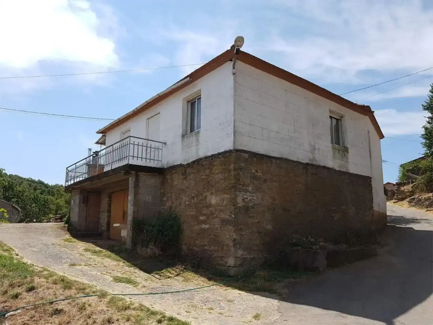 Vista exterior de Planta baixa en venda en Castrelo do Val amb Jardí privat, Parquet i Balcó