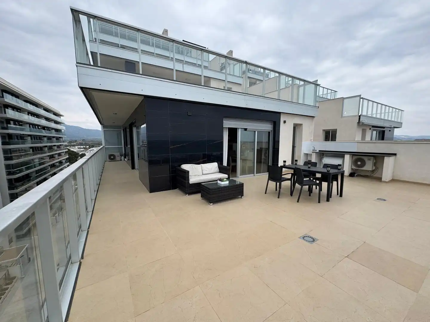 Apartament amb terrassa en venda a Calle Edificio Ciudad Jardín, imagen 14