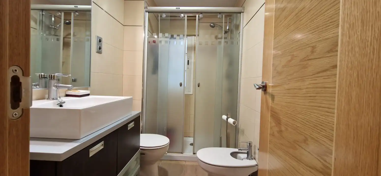 Baño de Piso en venta en Leganés con Calefacción y Terraza