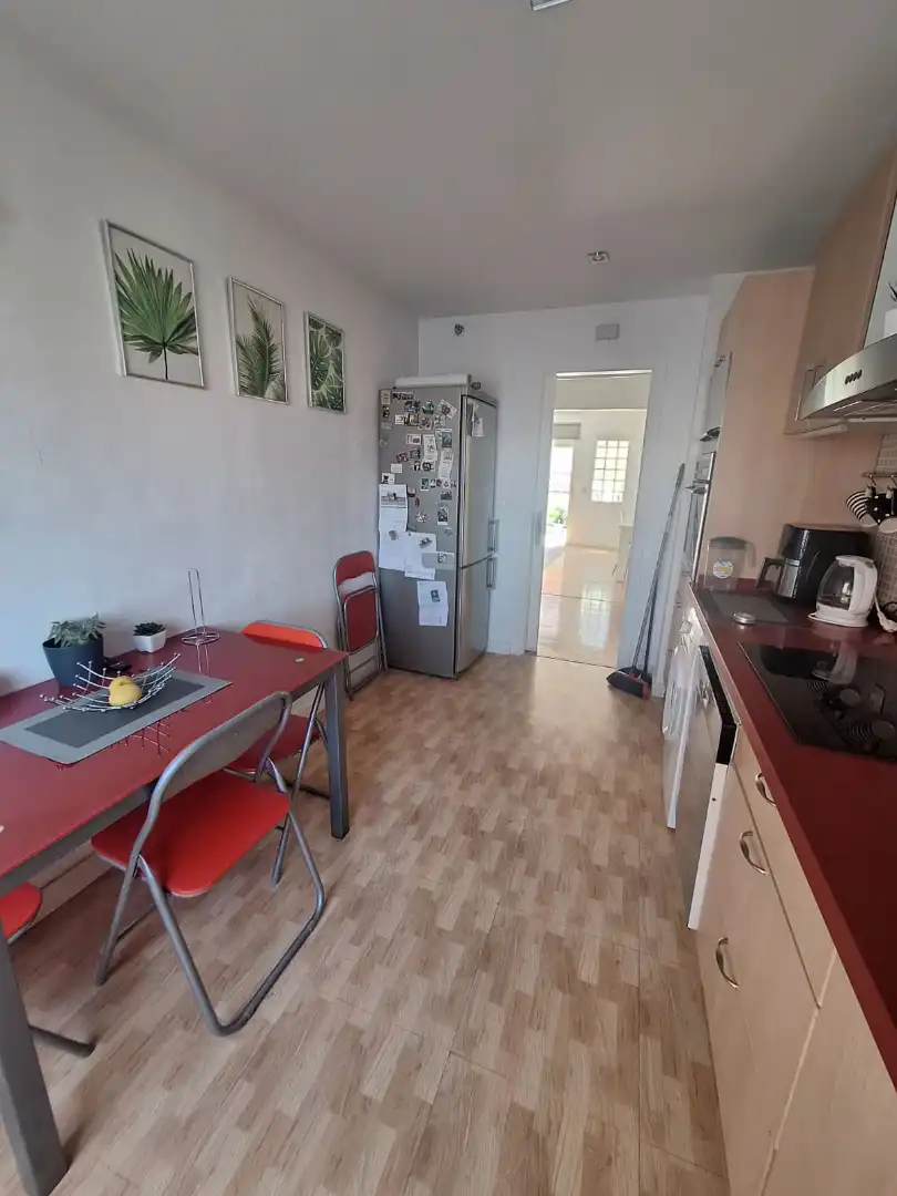 Cuina de Àtic en venda en La Línea de la Concepción amb Terrassa, Moblat i Forn