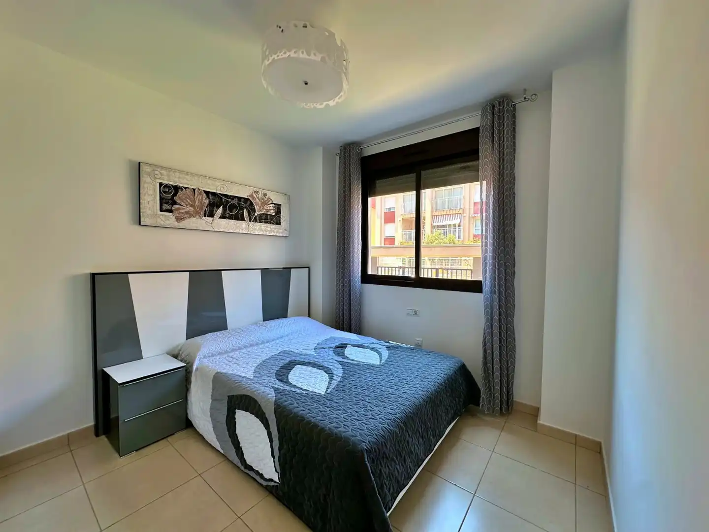 Dormitori de Apartament en venda en Orihuela amb Aire condicionat, Terrassa i Piscina