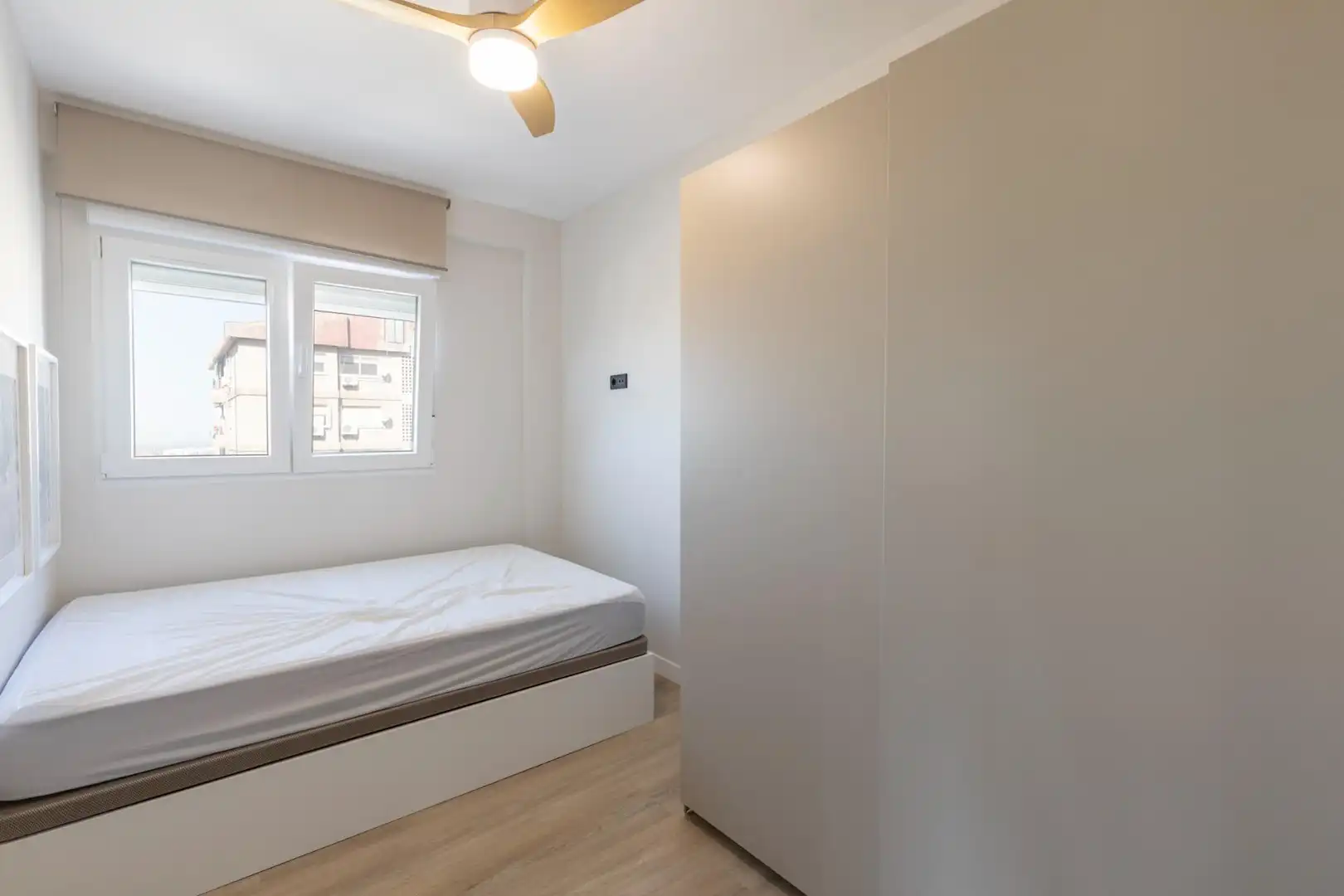 Piso con ascensor en venta en Calle Calle Alejandro Dumas, imagen 27