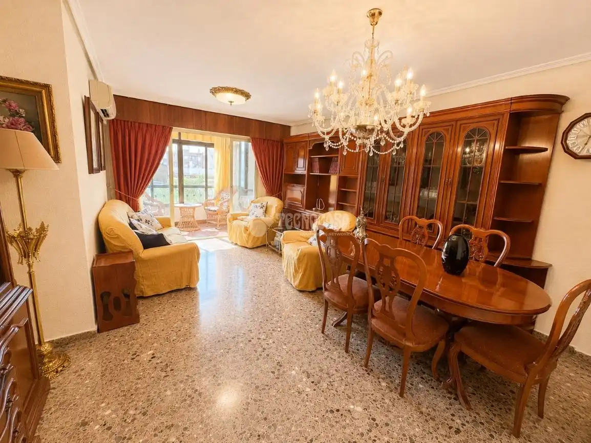 Sala de estar de Piso en venta en Torrent con Balcón