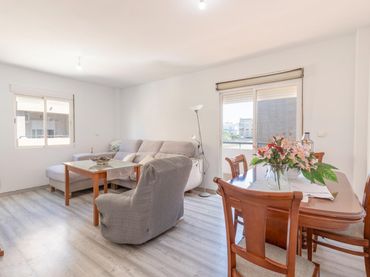 Appartamento con balcone in vendita a Calle Romero