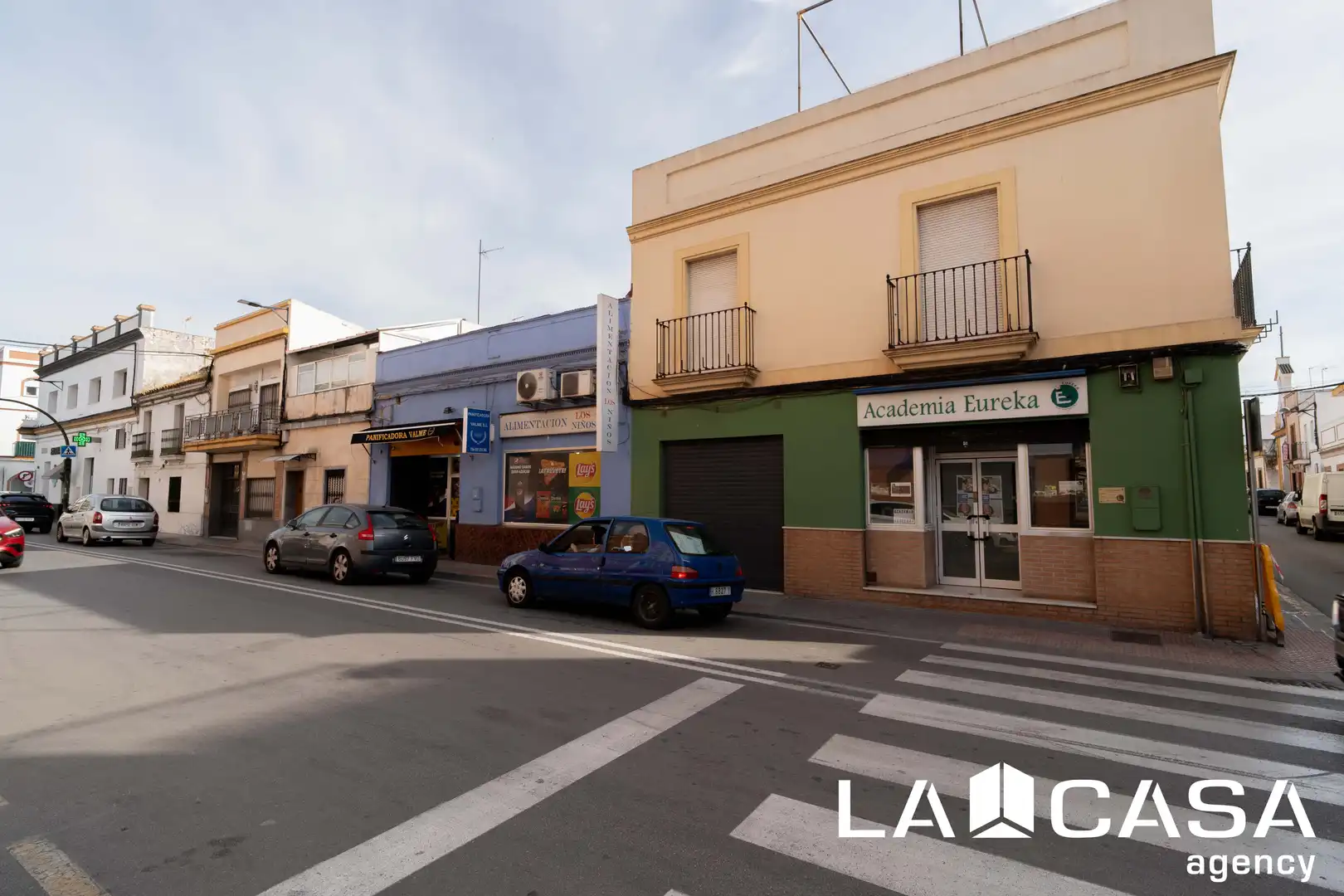 Vista exterior de Piso en venta en Dos Hermanas con Aire acondicionado y Terraza