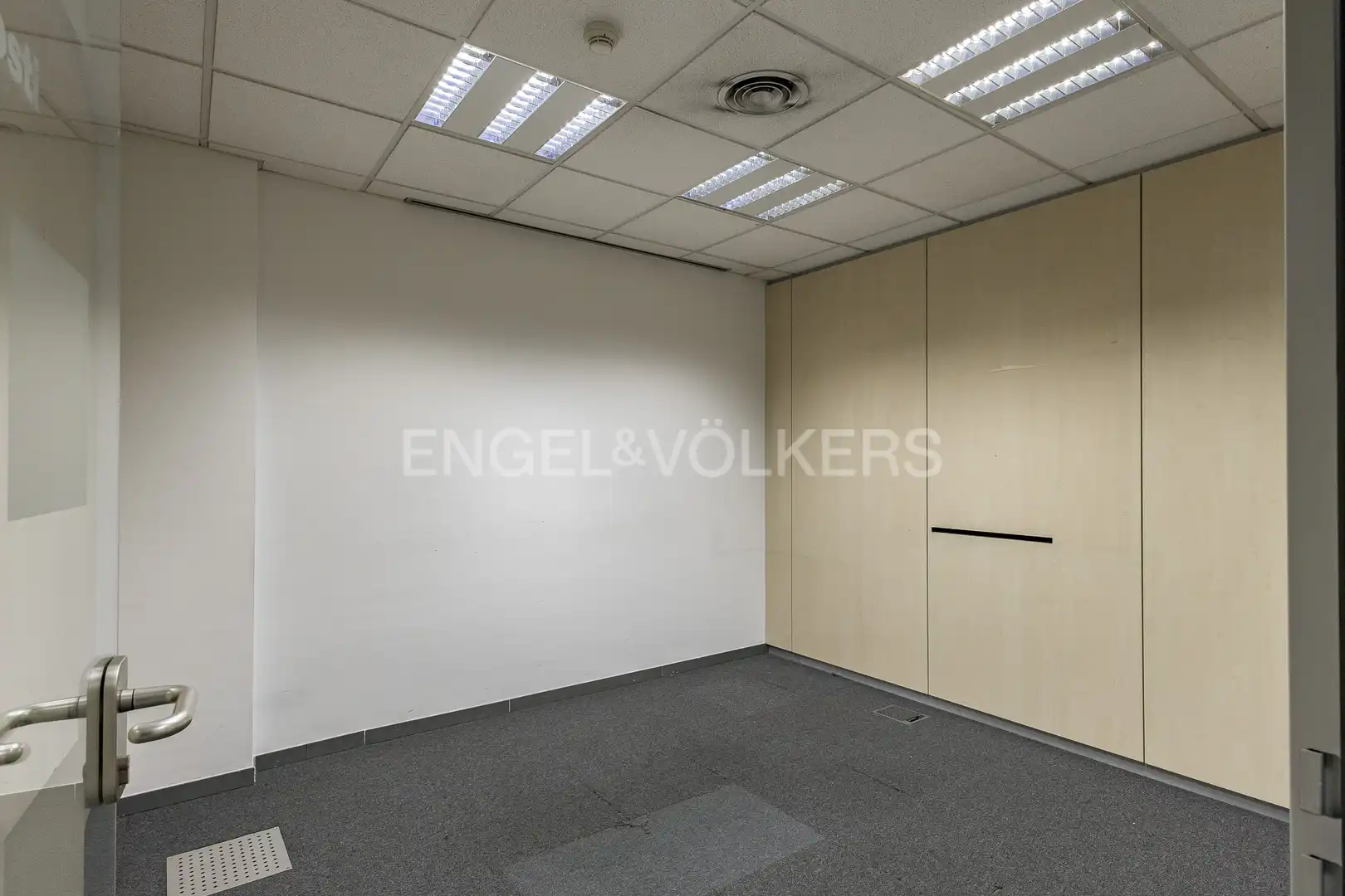 Office space with lift to rent in Zona Industrial, imagen 44
