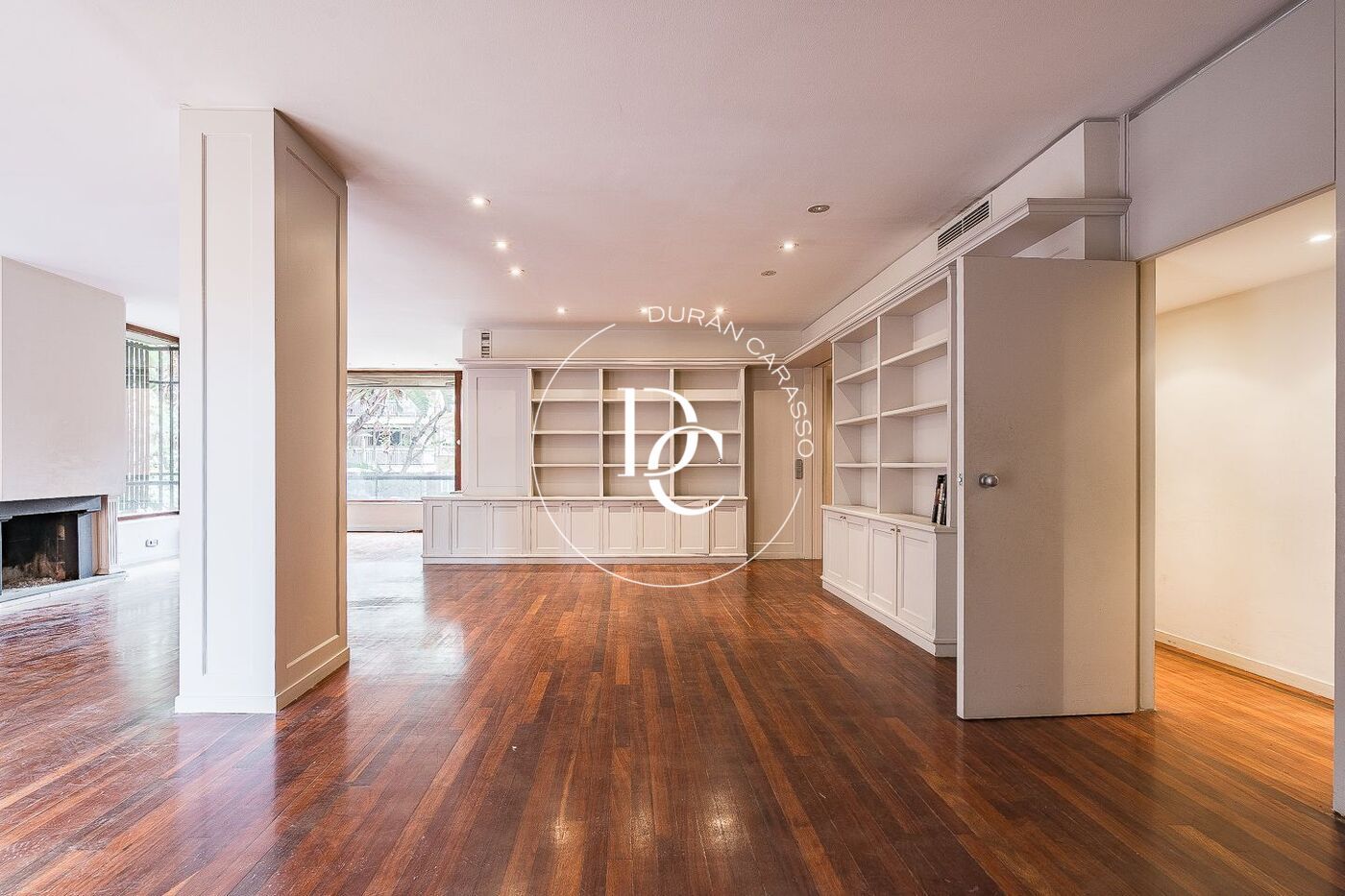 Dining room of Flat for sale in  Barcelona Capital  with Air Conditioner, Heating and Private garden