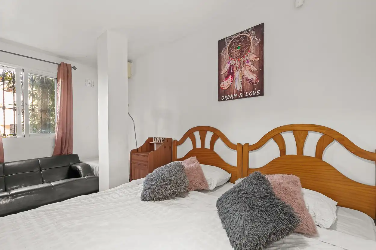 Dormitori de Casa o xalet en venda en Orihuela amb Piscina