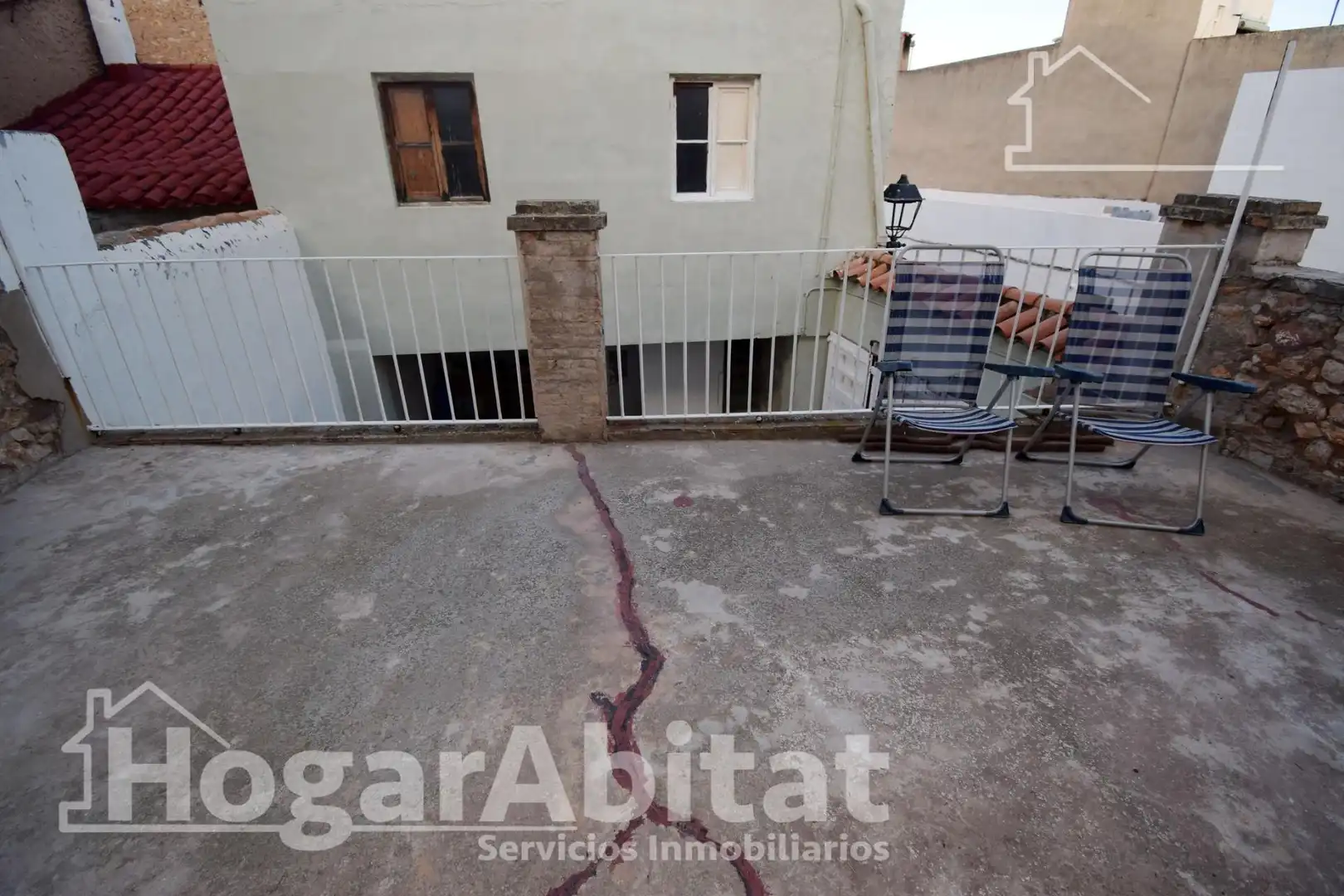 Vista exterior de Casa o xalet en venda en Almazora / Almassora amb Terrassa, Traster i Balcó