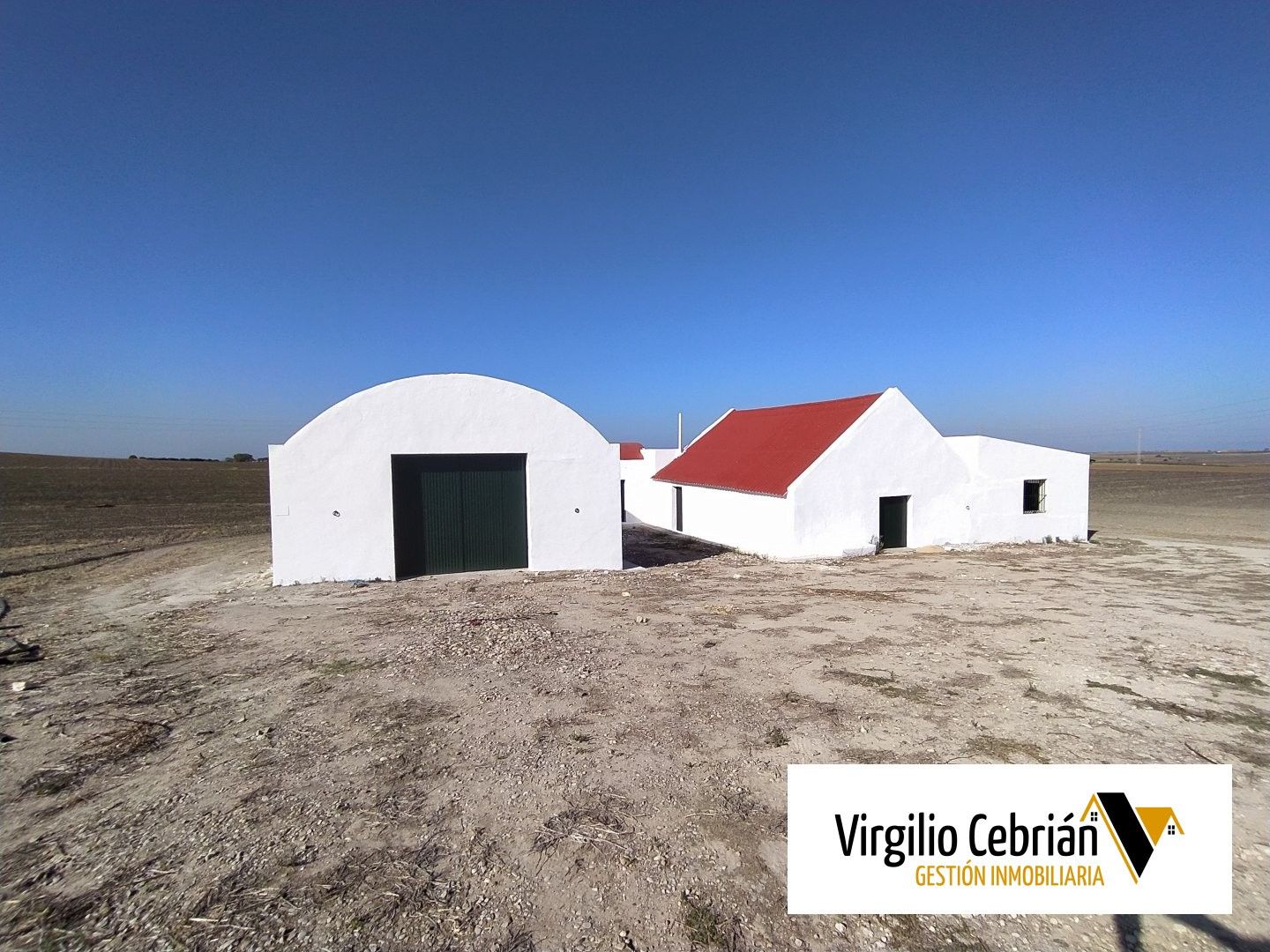 Außenansicht von Residential zum Verkauf in Rota