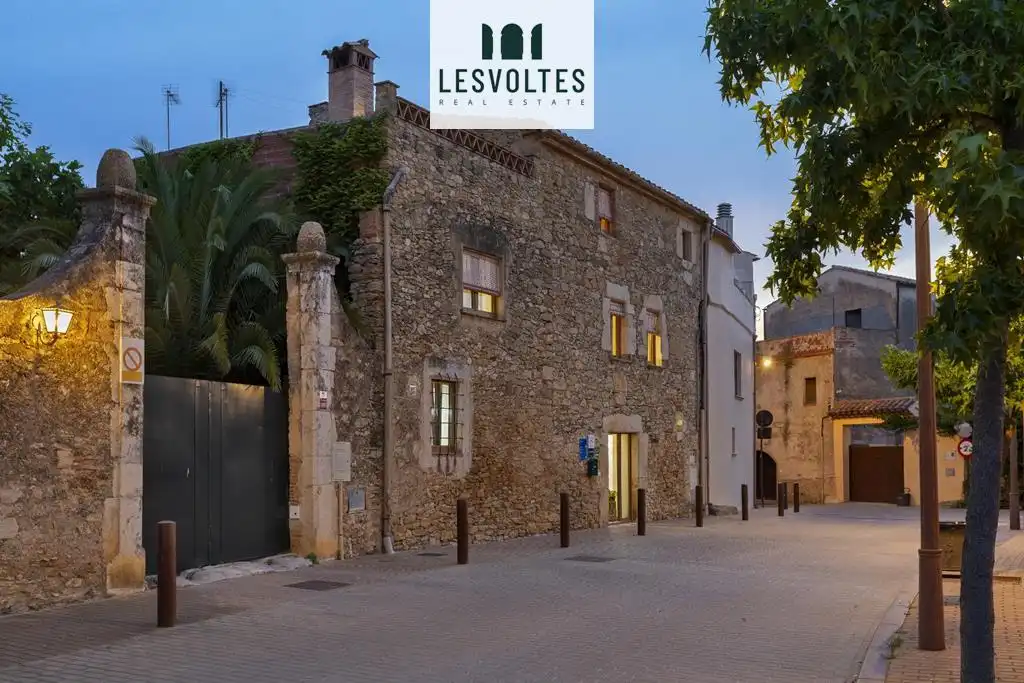 Exterior view of Houses for rent in Forallac  with Heating, Private garden and Parquet flooring