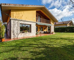 Exterior view of House or chalet for sale in Oiartzun  with Heating