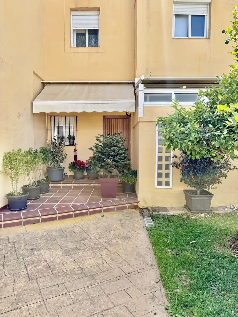 Casa a schiera in vendita a Selwo, imagen 2