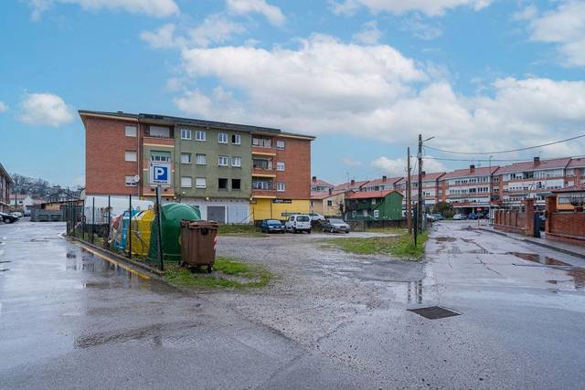 Terreno residencial en Venta en Barrio Puente San Miguel en Reocín