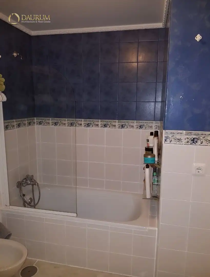 Piso con piscina en venta en AVENIDA CLARA CAMPOAMOR, imagen 13