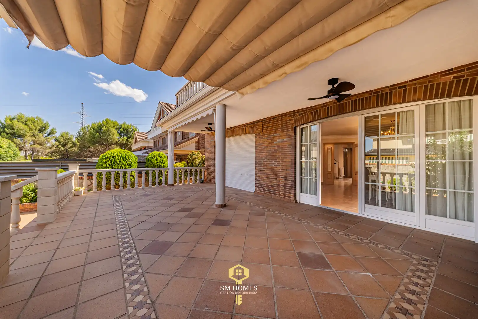 Terraza de Casa adosada en venta en Coslada con Calefacción, Jardín privado y Terraza