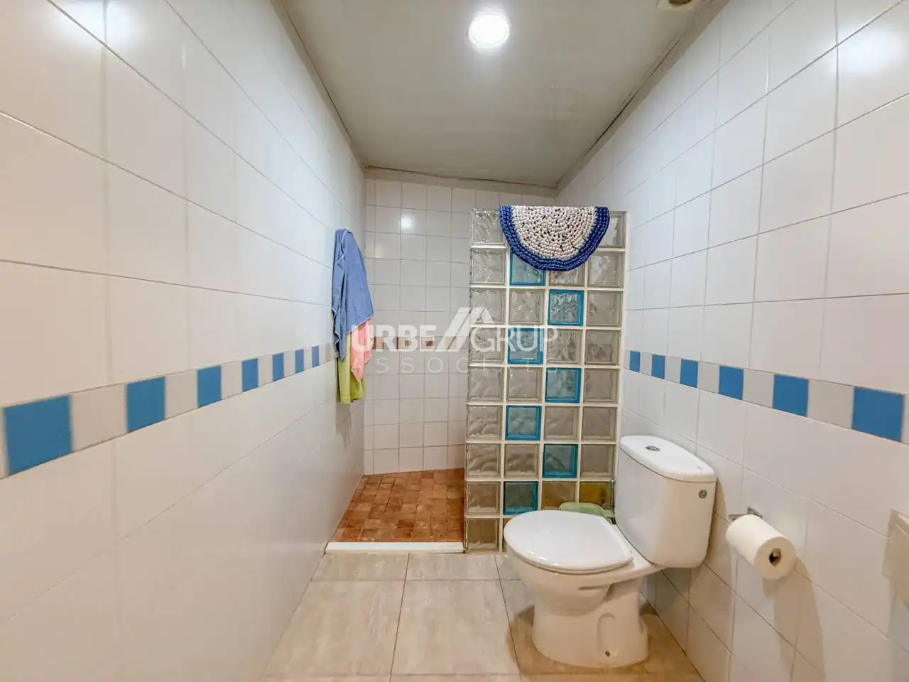Bathroom of Houses for sale in Terrassa  with Heating and Private garden