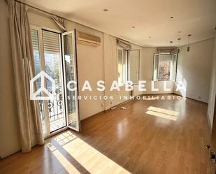 Exterior view of Flat for sale in  Valencia Capital  with Air Conditioner, Heating and Terrace