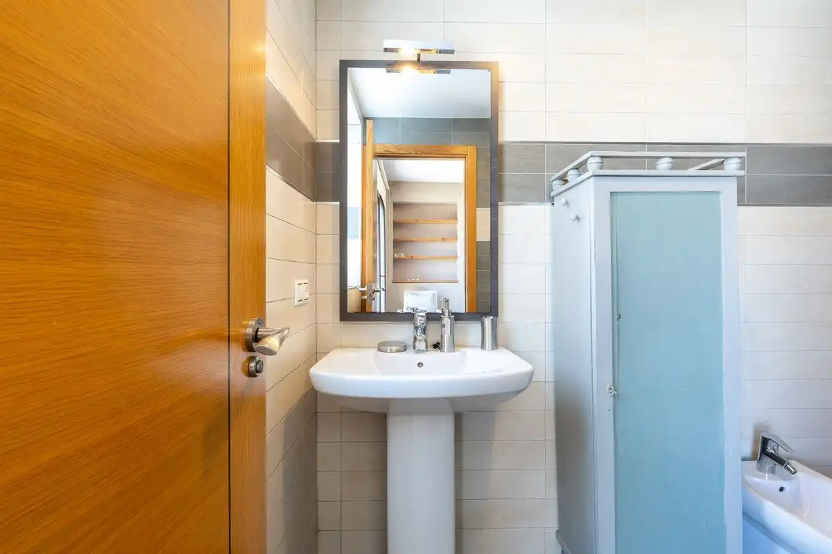 Bathroom of Houses for sale in Chiva  with Heating, Private garden and Storage room