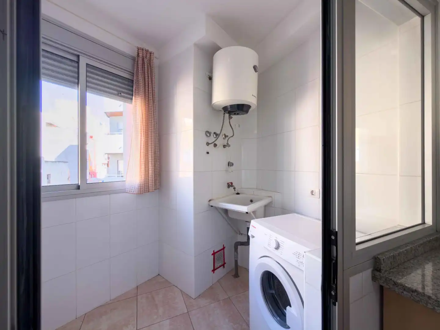 Badezimmer von Wohnung zum Verkauf in Santa Cruz de Tenerife mit Abstellraum
