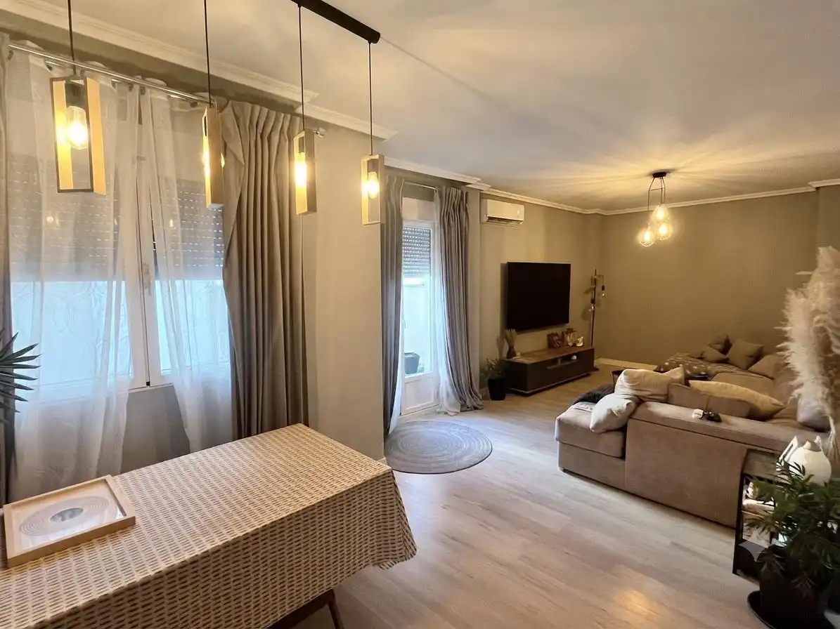 Sala de estar de Dúplex en venta en Plasencia con Aire acondicionado y Terraza