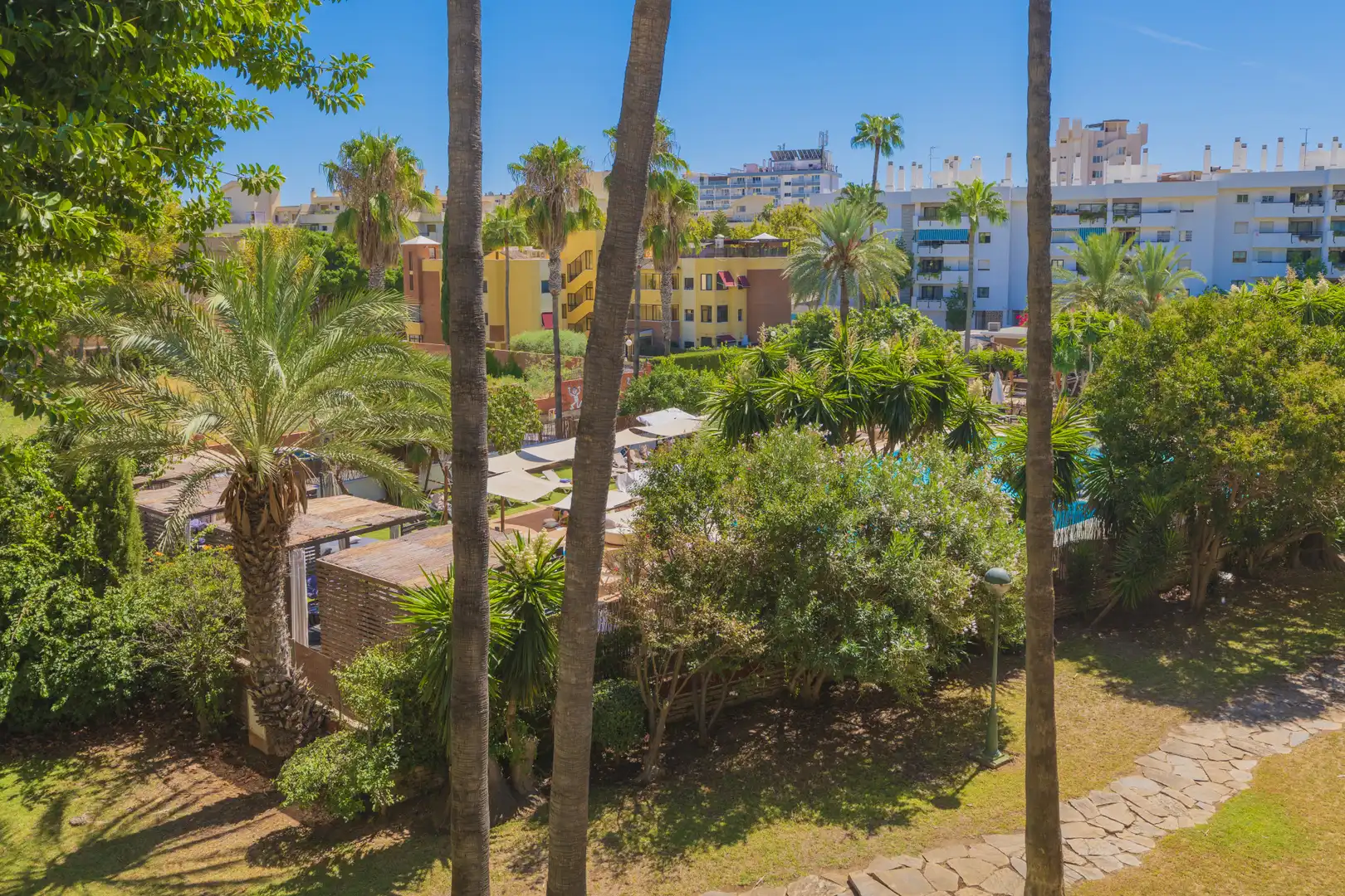 Jardín de Apartamento en venta en Torremolinos con Aire acondicionado, Terraza y Amueblado